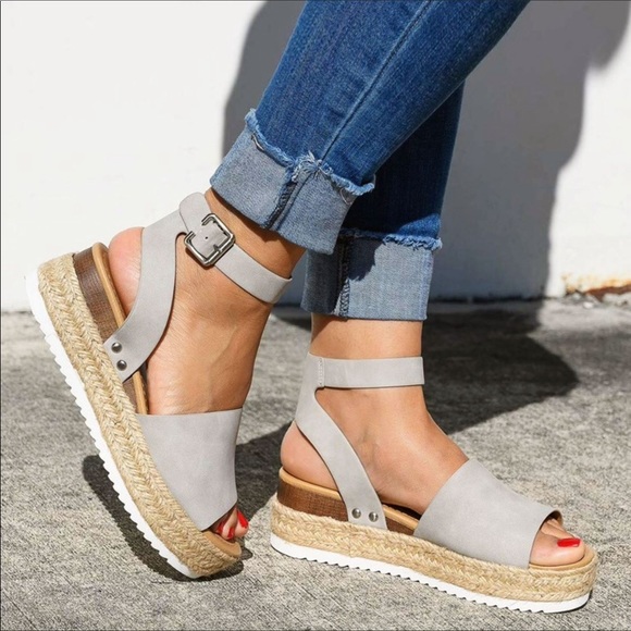 Soda Shoes - Open Toe Flatform Espadrille in Gray!